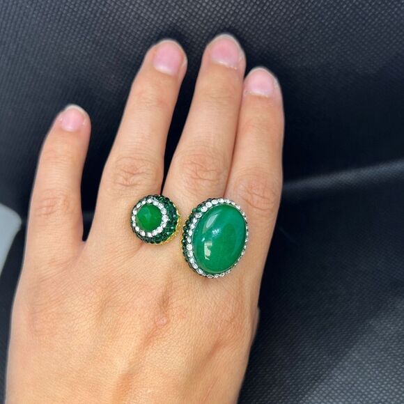 Anthropologie Green and Gold Double Stone Ring - Picture 3 of 3
